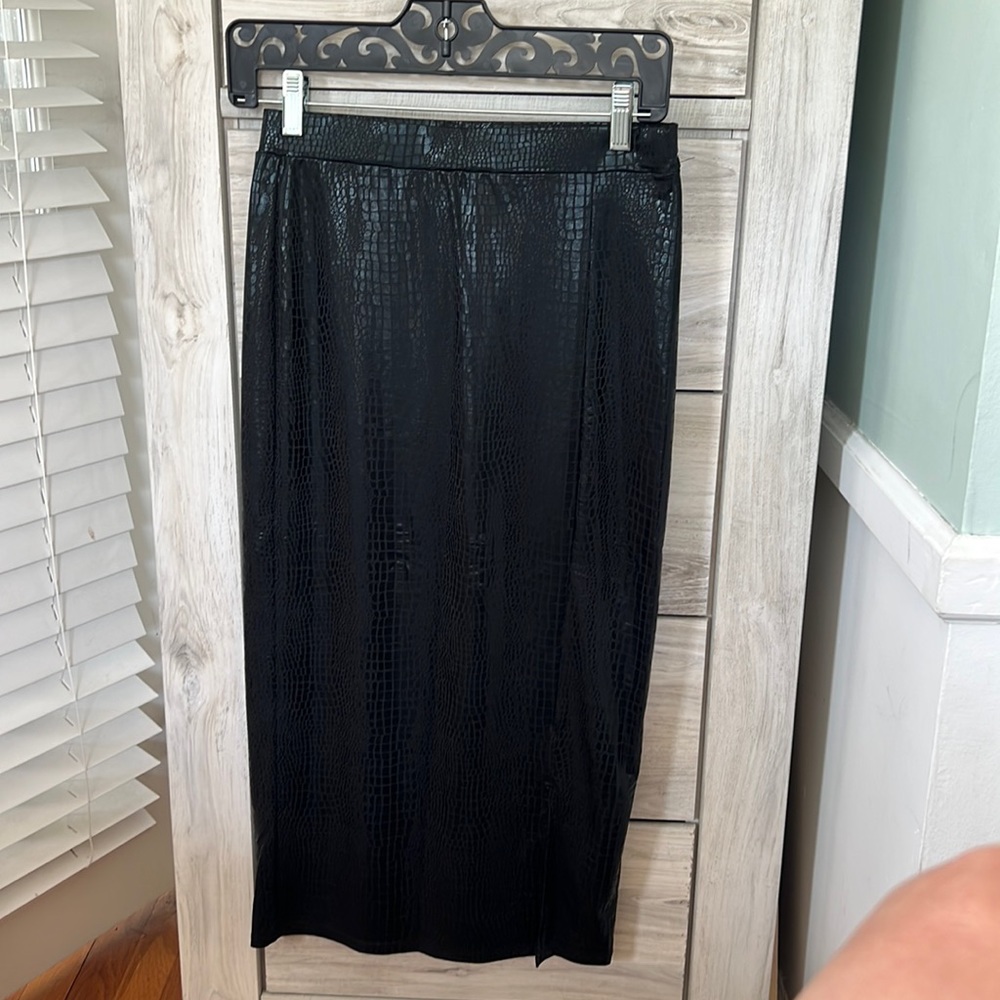 Shein tailored stretch midi skirt with slit. Faux snake print